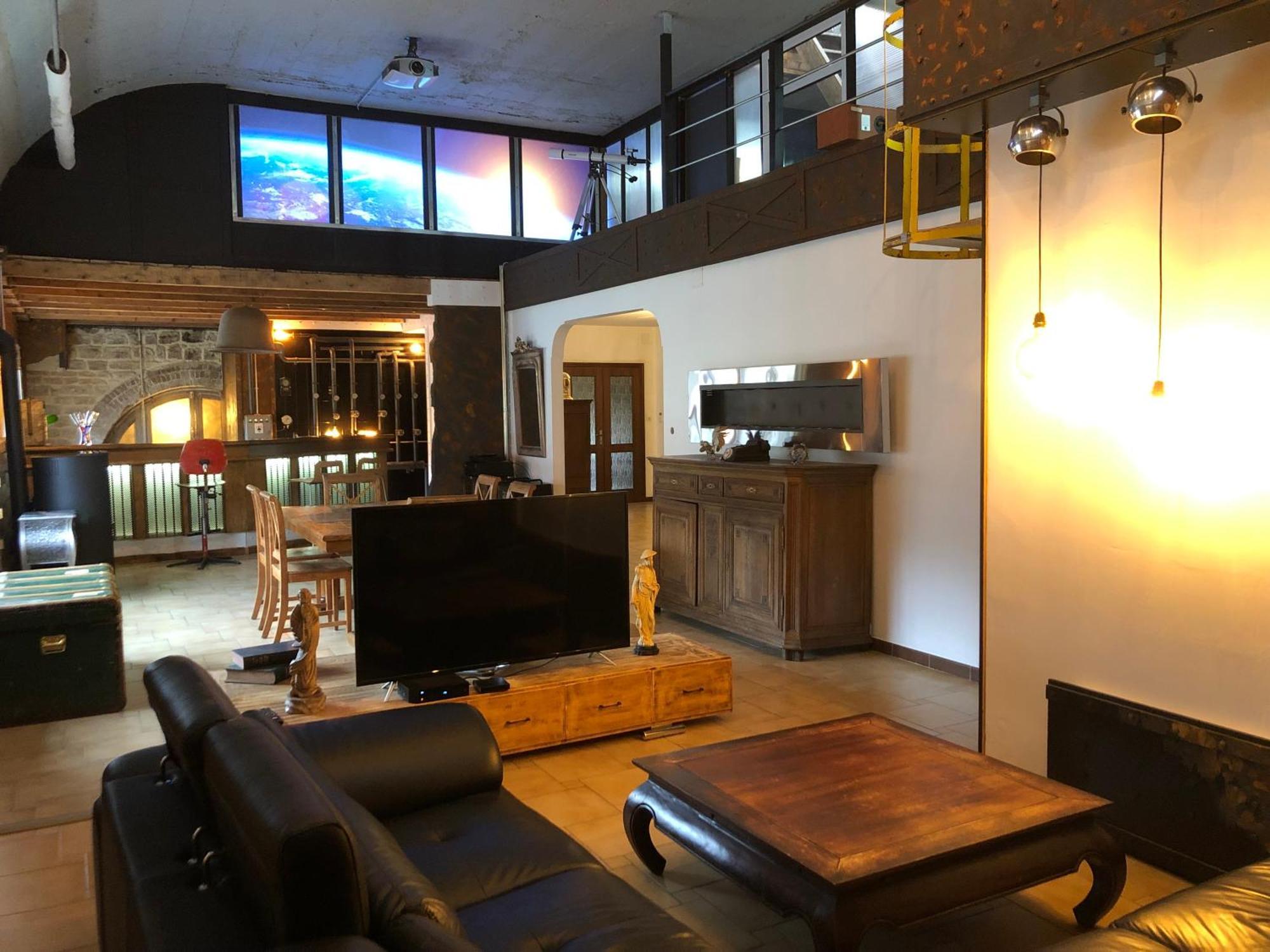 APPARTEMENT style loft industrielle de 250m2 Longwy Extérieur photo